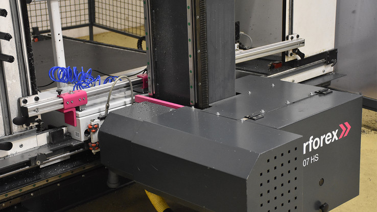 CNC-Bearbeitungszentrum Perforex BC 1007 HS von Rittal